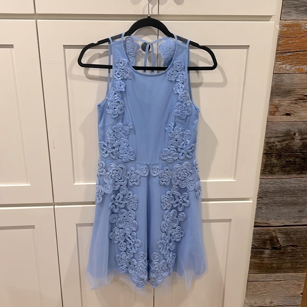 BELLE BADGLEY MISCHKA NANNETTE DRESS BL2167 FLORAL MESH SKY BLUE SIZE 6